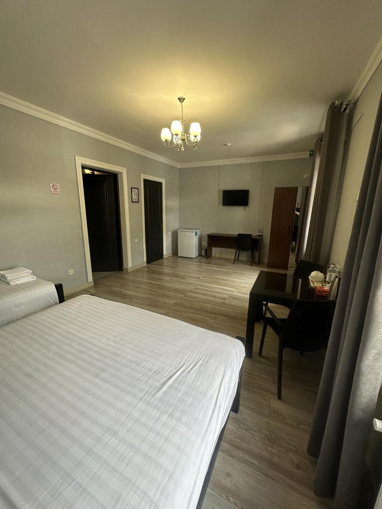 Nest Inn Taskent Exterior foto